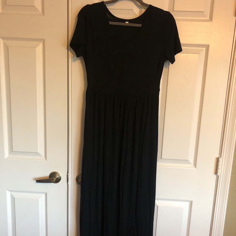 Black Short Sleeved Maxi Dress
